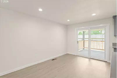853 Shangri La Ave NE, Salem, OR 97303 - Photo 5