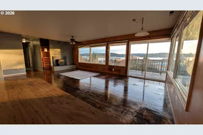 515 State St, North Bend, OR 97459 - Photo 7