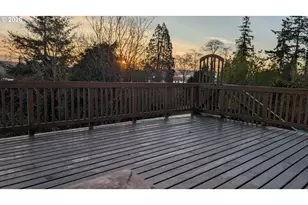 515 State St, North Bend, OR 97459 - Photo 13