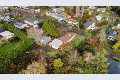 515 State St, North Bend, OR 97459 - Photo 35