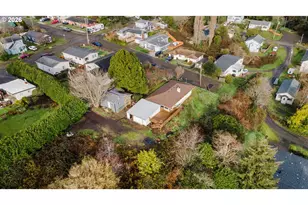 515 State St, North Bend, OR 97459 - Photo 35