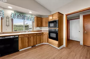 103 NW 95th Cir, Vancouver, WA 98665 - Photo 9