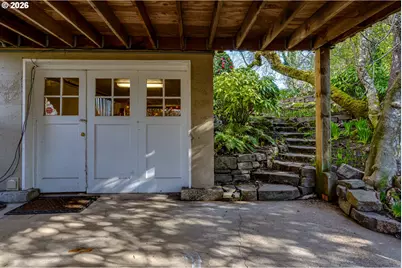 2096 Charnelton St, Eugene, OR 97405 - Photo 47