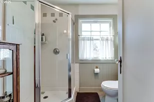 2096 Charnelton St, Eugene, OR 97405 - Photo 23