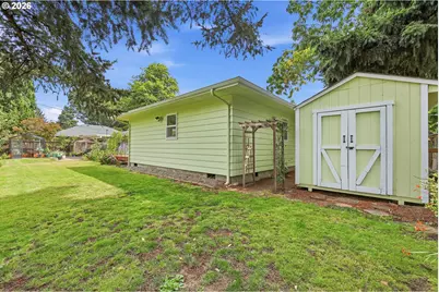 595 Dartmoor Dr, Eugene, OR 97401 - Photo 43