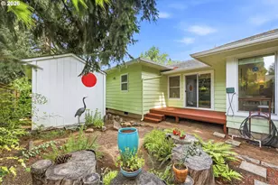 595 Dartmoor Dr, Eugene, OR 97401 - Photo 39