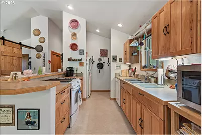 395 Bonanza St, Sumpter, OR 97877 - Photo 5