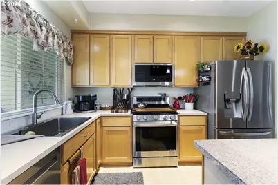 2508 NW 2nd Ter, Gresham, OR 97030 - Photo 5