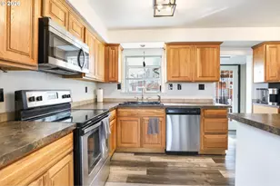 409 NE Court St, Dufur, OR 97021 - Photo 17