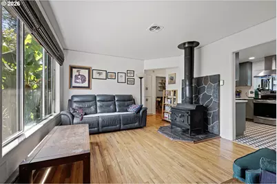 1572 Wilson Ct, Eugene, OR 97402 - Photo 5