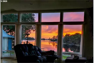 654 Madrona Ave, Port Orford, OR 97465 - Photo 5