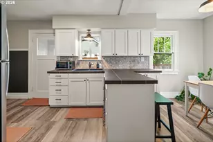 514 N College St, Newberg, OR 97132 - Photo 9