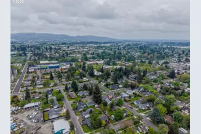 514 N College St, Newberg, OR 97132 - Photo 35