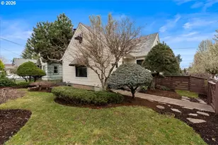 7407 N Polk Ave N, Portland, OR 97203 - Photo 43