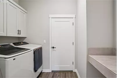 8105 SE Atwood St, Hillsboro, OR 97123 - Photo 25