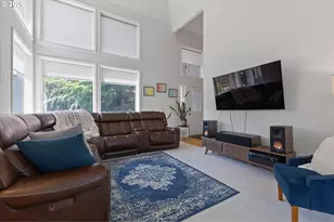 13712 SW 130th Pl, Portland, OR 97223 - Photo 3