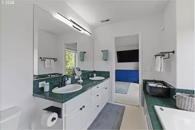 13712 SW 130th Pl, Portland, OR 97223 - Photo 23