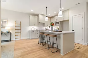 2873 NW 114th Terrace, Portland, OR 97229 - Photo 11