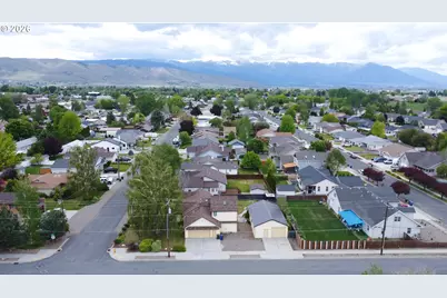 800 E St, Baker City, OR 97814 - Photo 31