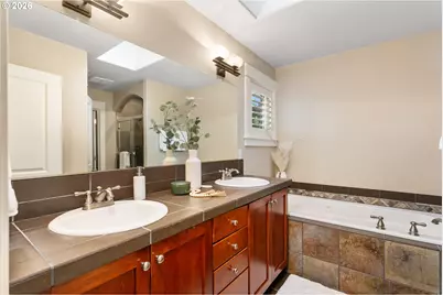 16327 SW Gemstone Ct, Beaverton, OR 97007 - Photo 21