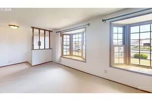 1305 Mulberry Dr, Woodburn, OR 97071 - Photo 7