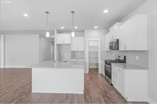 35541 Valley View Dr, Saint Helens, OR 97051 - Photo 23