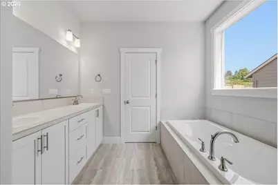 35541 Valley View Dr, Saint Helens, OR 97051 - Photo 29