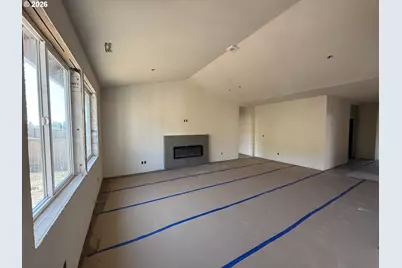 35541 Valley View Dr, Saint Helens, OR 97051 - Photo 3
