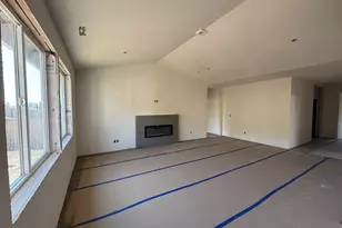 35541 Valley View Dr, Saint Helens, OR 97051 - Photo 3