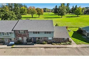 1302 NE Hogan Dr, Gresham, OR 97030 - Photo 37
