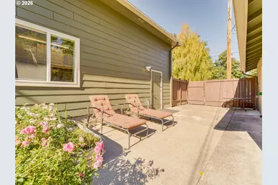 471 Montgomery St, Woodburn, OR 97071 - Photo 43