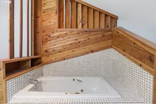 28484 Santiam Hwy, Sweet Home, OR 97386 - Photo 31