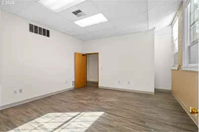 721 SE 3rd St, Pendleton, OR 97801 - Photo 41