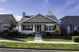 3350 Edgewater Dr, Medford, OR 97504 - Photo 1