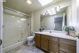 3350 Edgewater Dr, Medford, OR 97504 - Photo 19