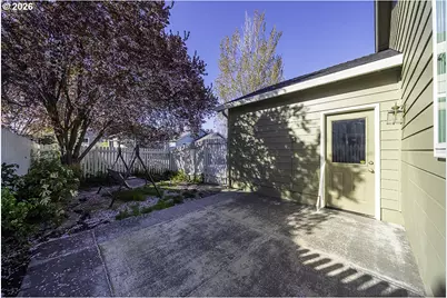 3350 Edgewater Dr, Medford, OR 97504 - Photo 29