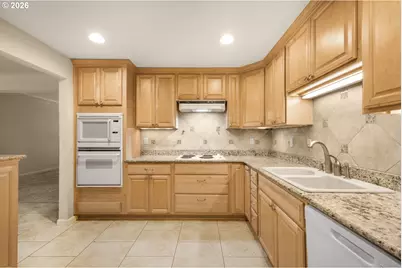 4460 SW Scholls Ferry Rd #3, Portland, OR 97225 - Photo 5