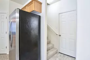 17072 SW Rockridge Ct, Beaverton, OR 97003 - Photo 17