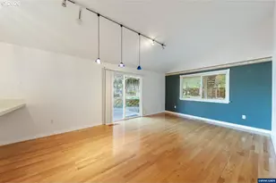 3418 Hidden Valley Dr, Salem, OR 97304 - Photo 7