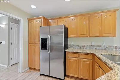 2708 N Main St, Newberg, OR 97132 - Photo 13