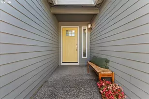 17373 SW Pacifica Ct, Beaverton, OR 97006 - Photo 5