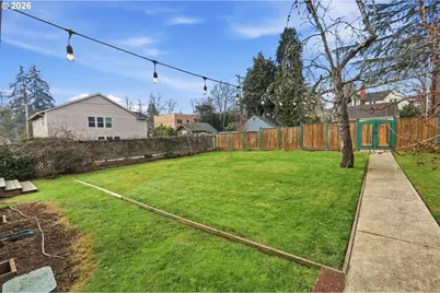 2042 Onyx St, Eugene, OR 97403 - Photo 37