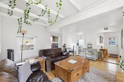 2042 Onyx St, Eugene, OR 97403 - Photo 9