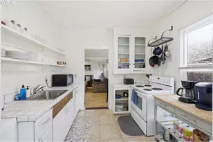 2042 Onyx St, Eugene, OR 97403 - Photo 17