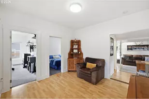 2042 Onyx St, Eugene, OR 97403 - Photo 7