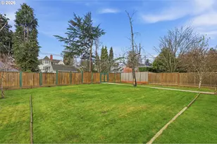 2042 Onyx St, Eugene, OR 97403 - Photo 35