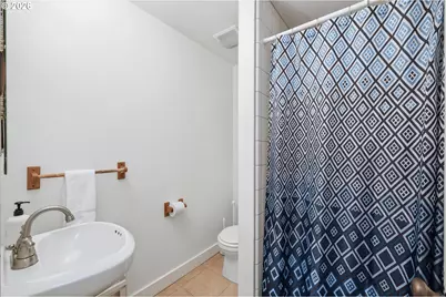 2042 Onyx St, Eugene, OR 97403 - Photo 25