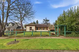 2042 Onyx St, Eugene, OR 97403 - Photo 1