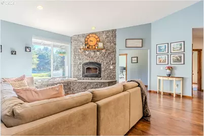 25125 SE Lamar Ln, Eagle Creek, OR 97022 - Photo 17