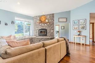 25125 SE Lamar Ln, Eagle Creek, OR 97022 - Photo 17